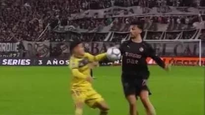 La mano de Boca que reclamó todo Platense antes del anulado a Luciano Giménez - TyC Sports