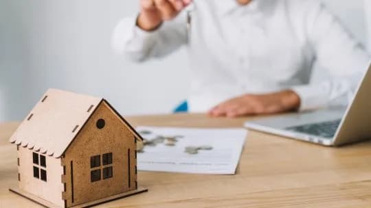 Créditos hipotecarios UVA: cuánto hay que ganar para comprar una vivienda de USD 100.000