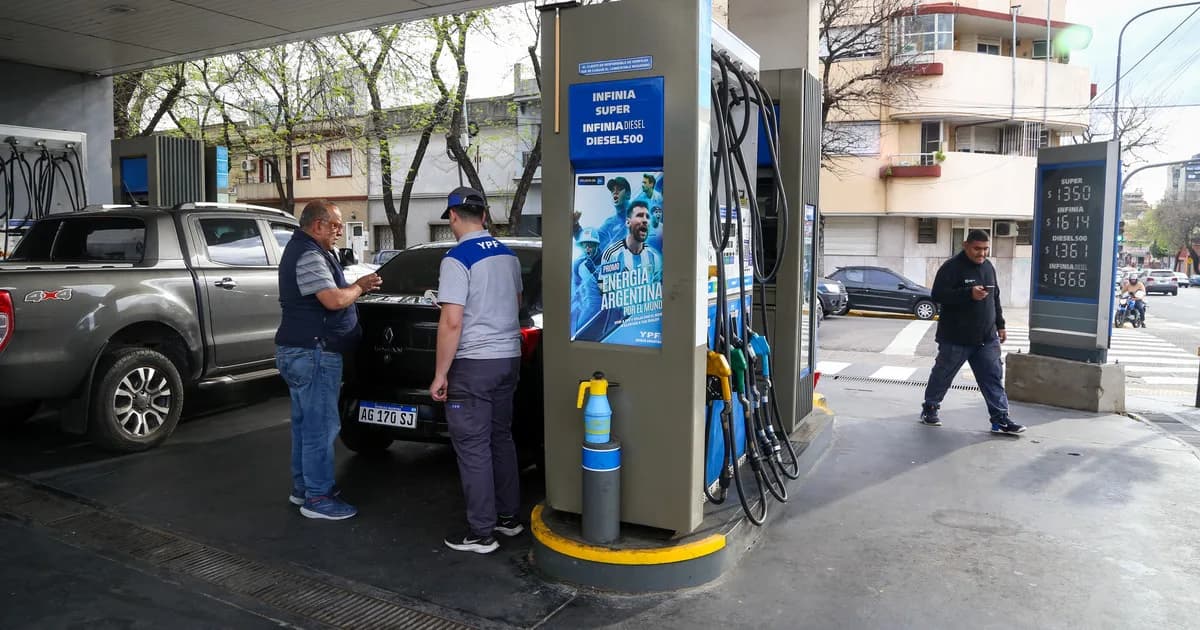 "Es la primera compañía del mundo": YPF ya permite comprar y vender sus propias acciones desde la app que se usa para cargar nafta