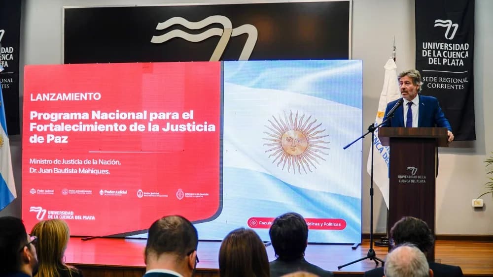 El ministro de Justicia de la Nación visitó la Universidad de la Cuenca del Plata