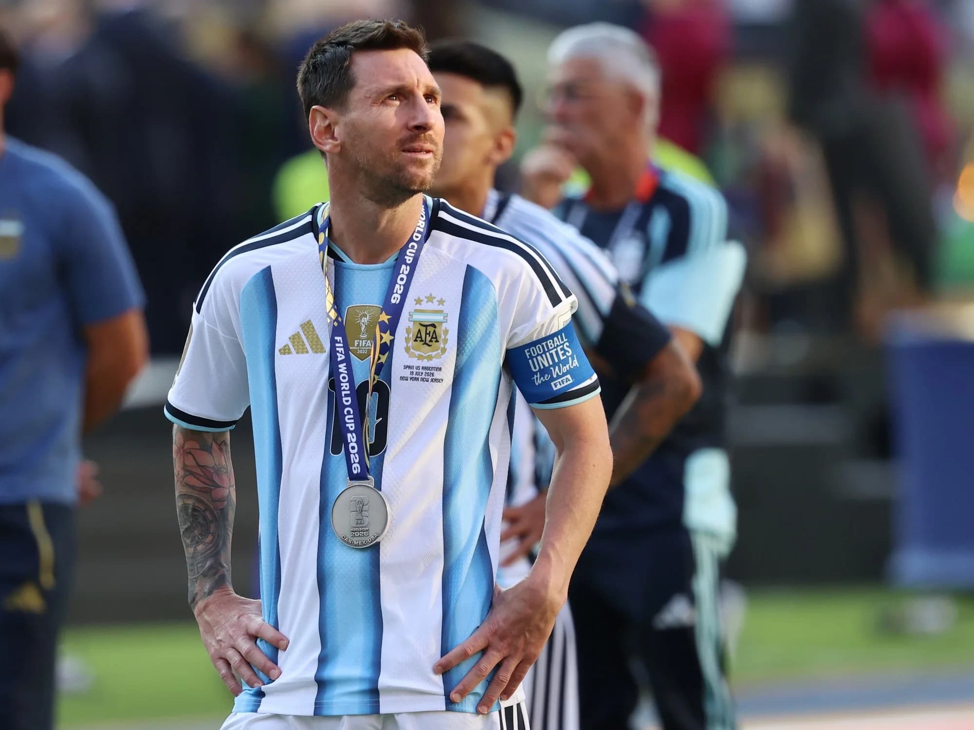 El español que jugó con Messi en el Barcelona y lo llenó de elogios por su Mundial: "Si Argentina llegó a la final, fue gracias a él"