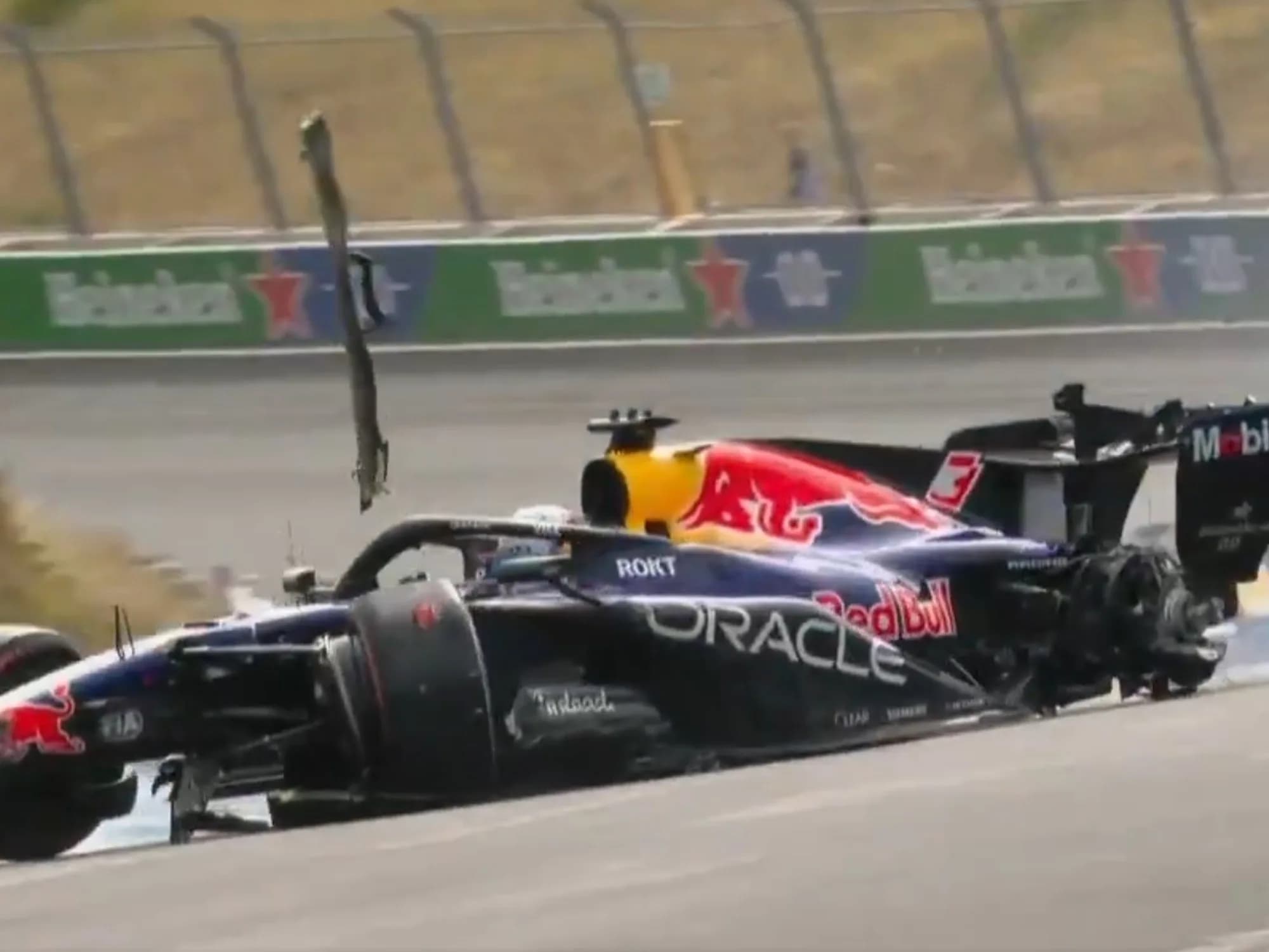 Triste adiós: Verstappen se dio un palazo en la despedida del GP de Países Bajos y salió la bandera roja