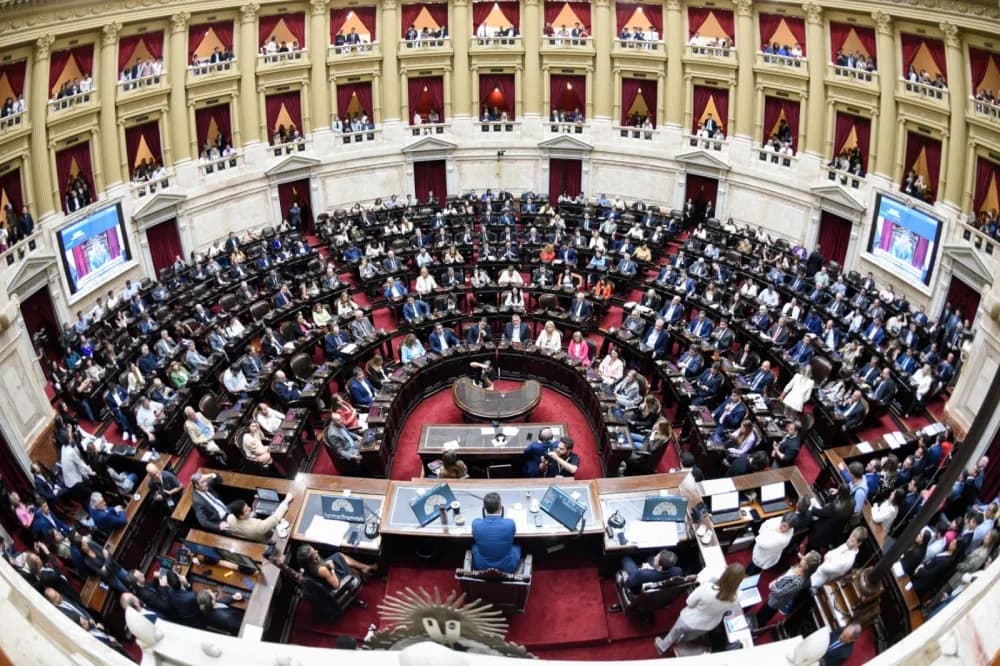 Media sanción a la reforma de la Carta Orgánica del Banco Central