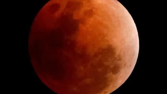 Eclipse lunar en Argentina: a qué hora ver la “Luna de Sangre” y dónde habrá telescopios gratis