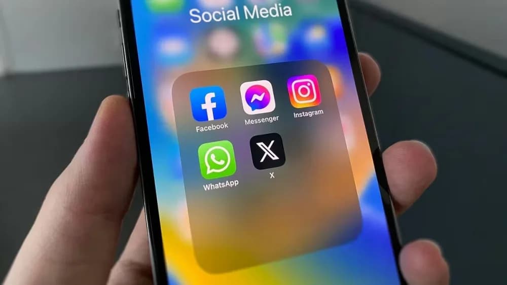 Meta limitará el uso de Instagram y Facebook para adolescentes