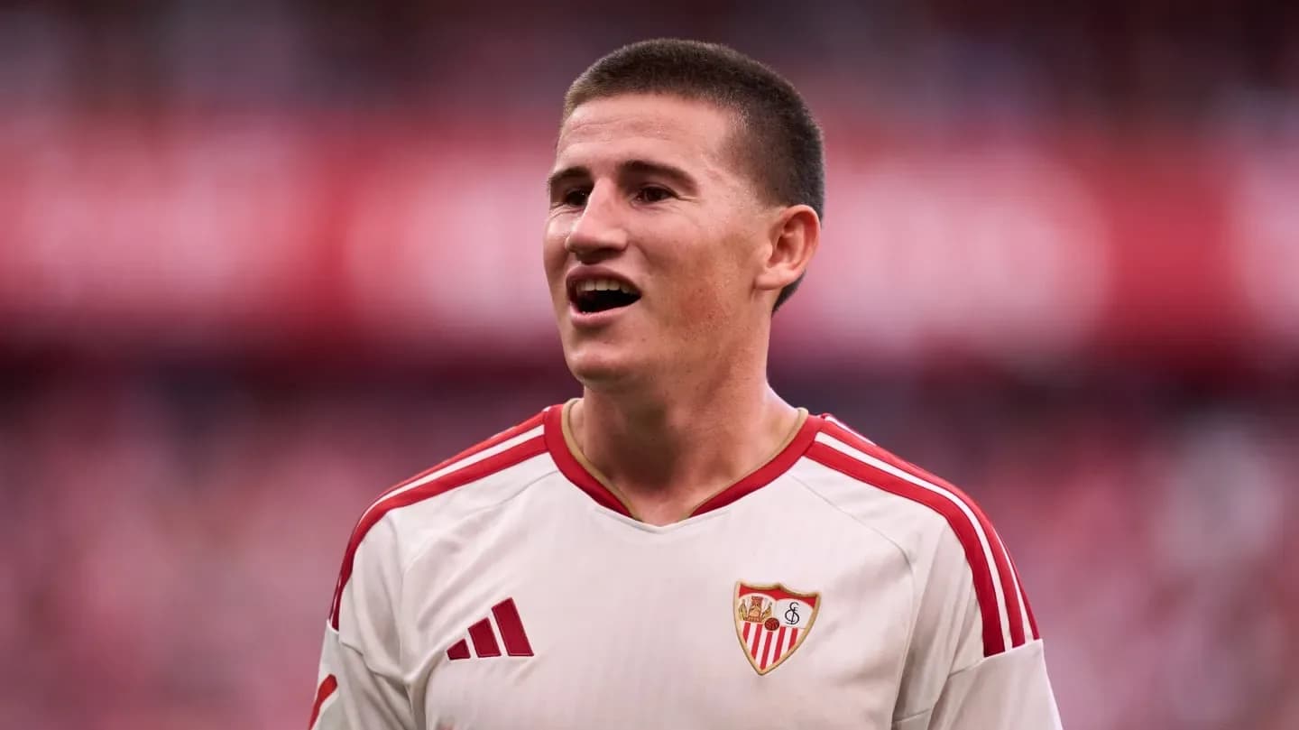 Brilló en La Liga, lo sigue Scaloni y cambia de equipo: el nuevo destino del Oso Martínez - TyC Sports
