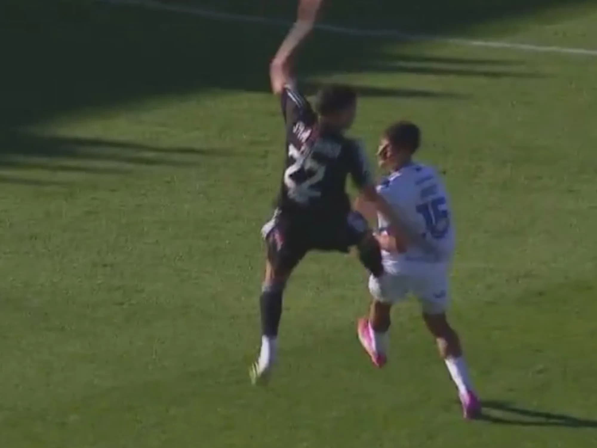 Video: el gol que le anularon mal a Vélez frente a Riestra
