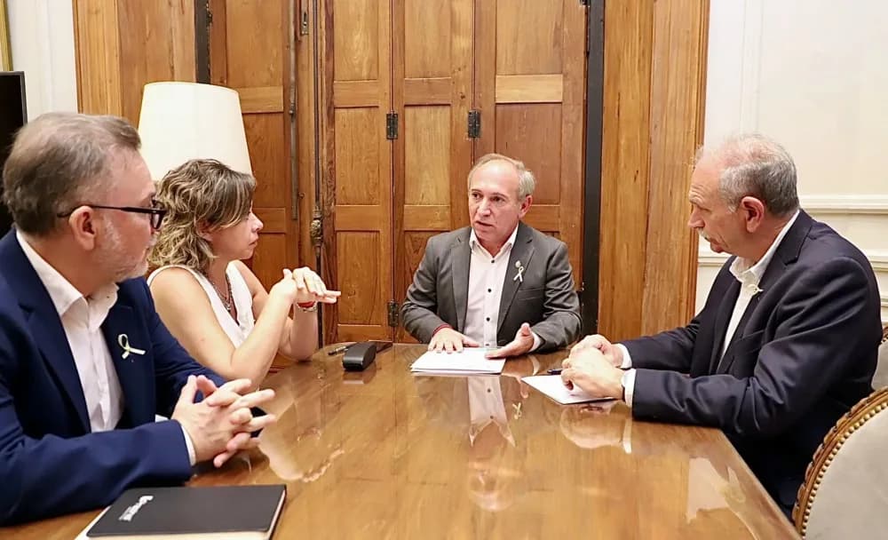 Salud y Seguridad formalizaron el protocolo de actuación ante casos de suicidio