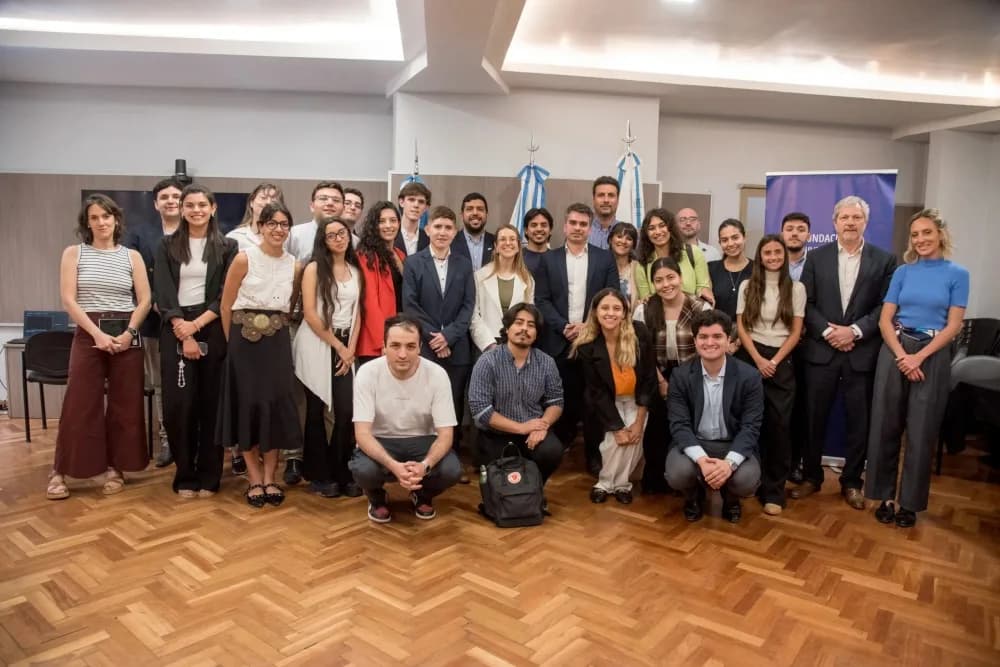 Abren convocatoria para jóvenes líderes con becas en Buenos Aires y Estados Unidos