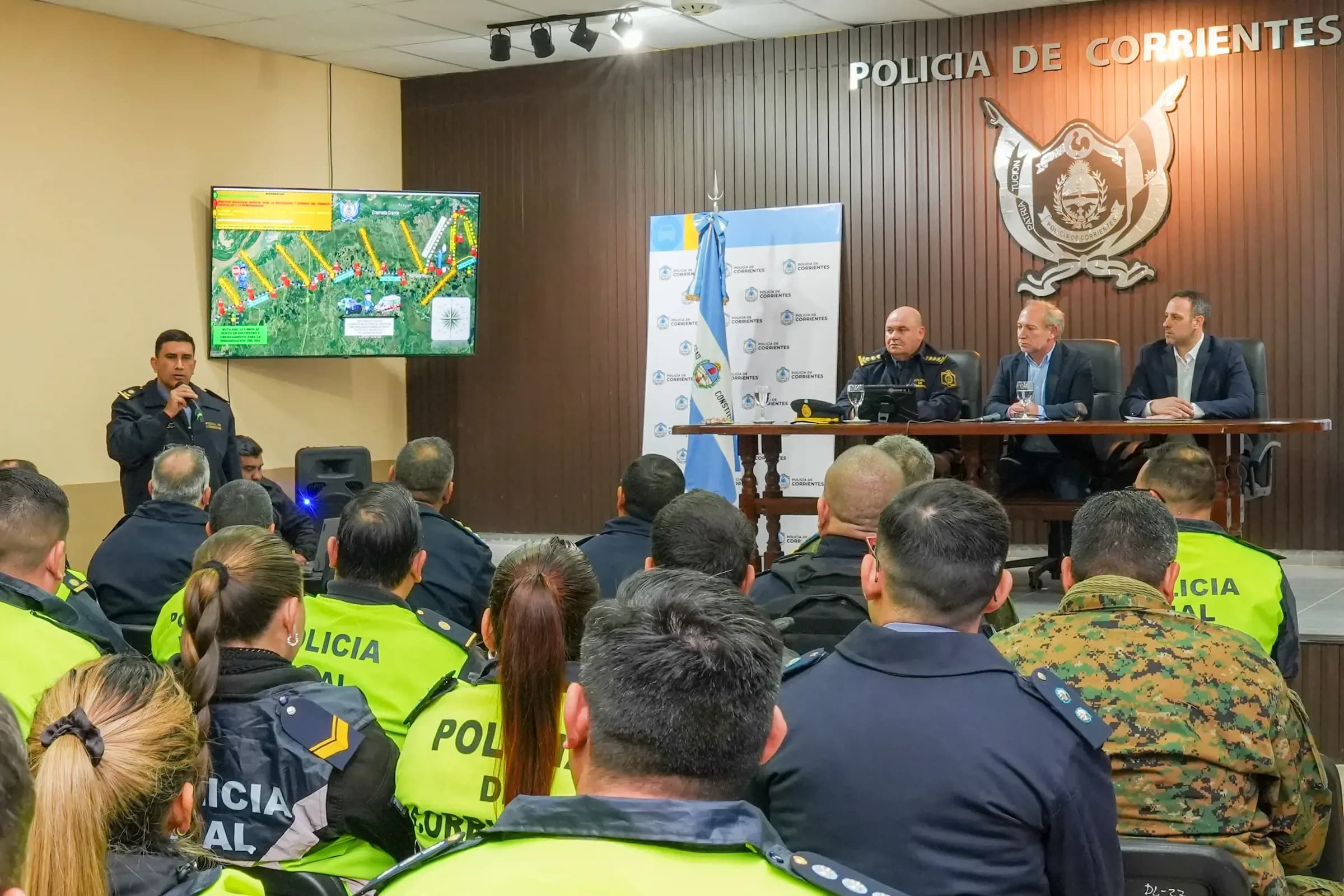 Operativo especial de seguridad para acompañar la llegada de miles de jóvenes peregrinos a Itatí