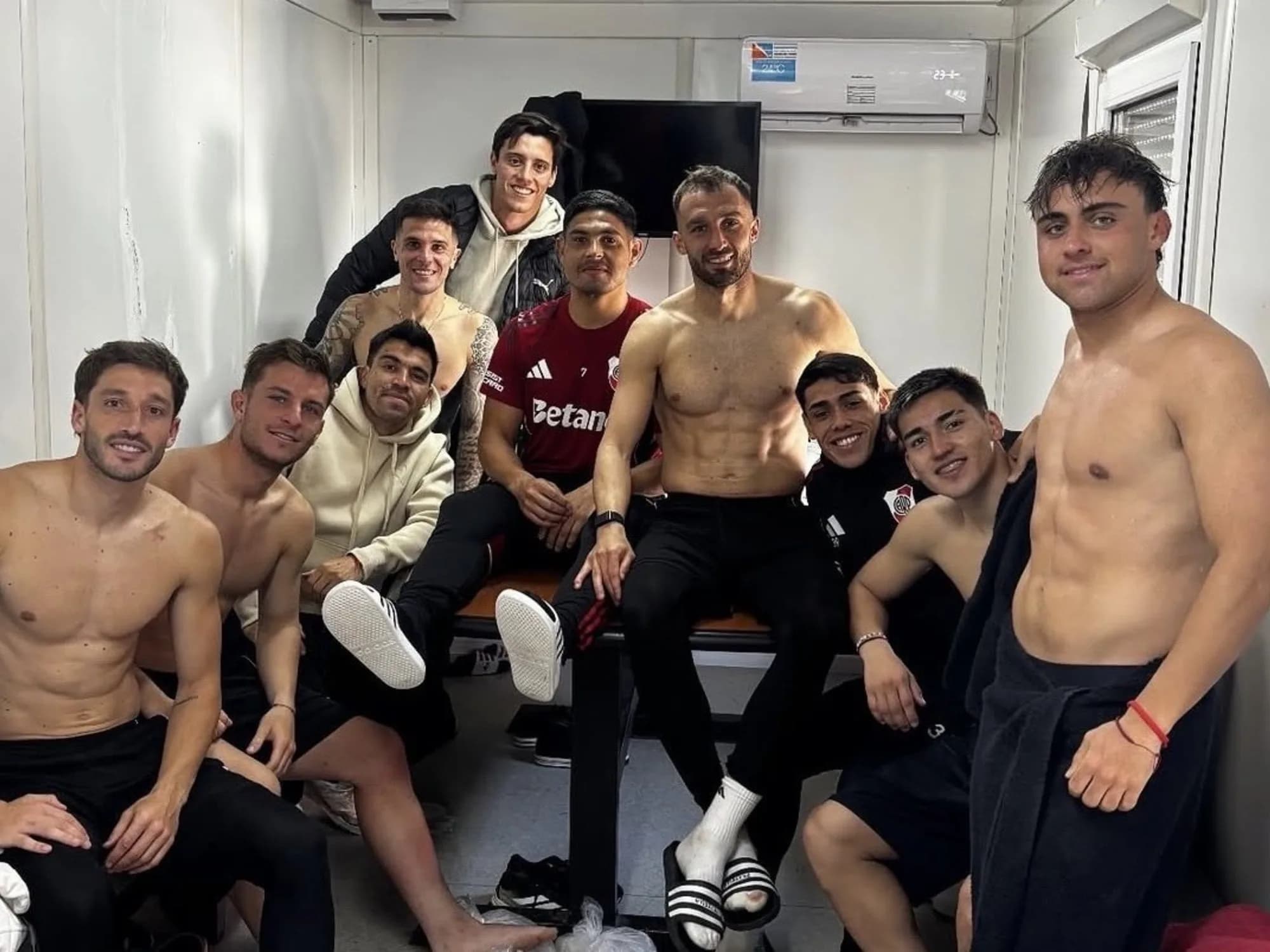 El jugador que pasó de colgado en River a entrenador