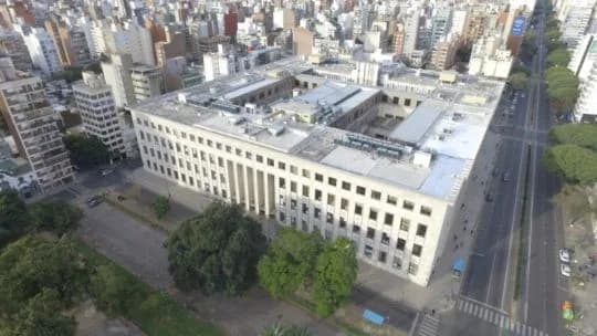 Femicidio en Santa Fe: un detenido acusado de prender fuego a su novia mientras dormía