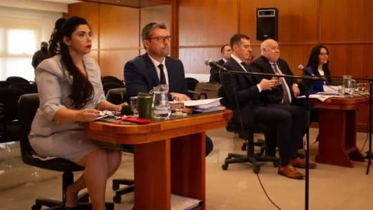 La jueza que besó a un preso ordenó ampliar el recreo de los detenidos a casi seis horas en Chubut