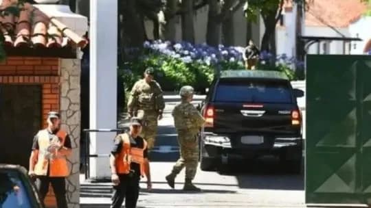 Casa Militar se hace cargo de la seguridad de la Quinta de Olivos y desplaza al personal civil