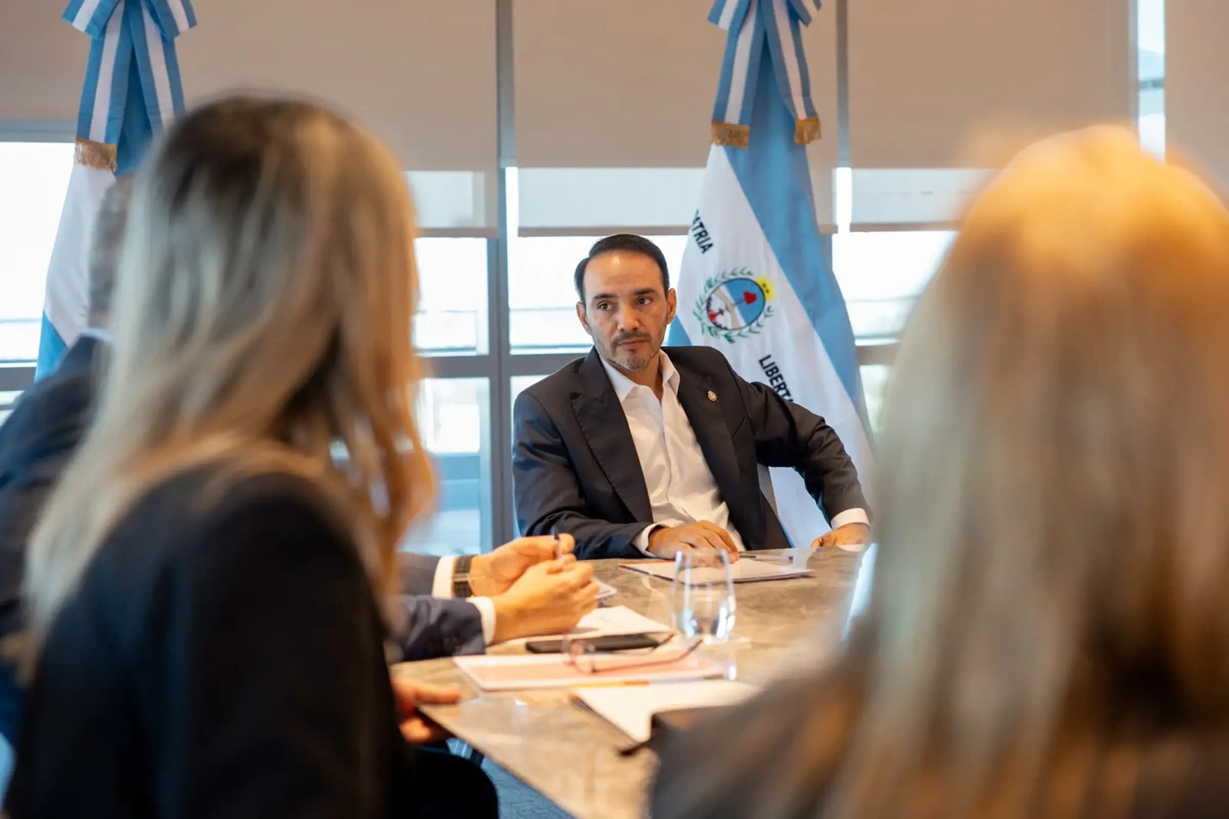 Portada de video: Valdés anunció nuevos programas de vivienda y la modernización del INVICO