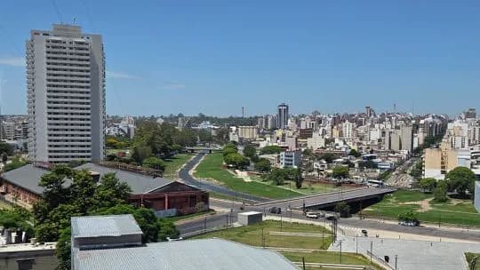 En una ciudad nada se pierde: todo se transforma