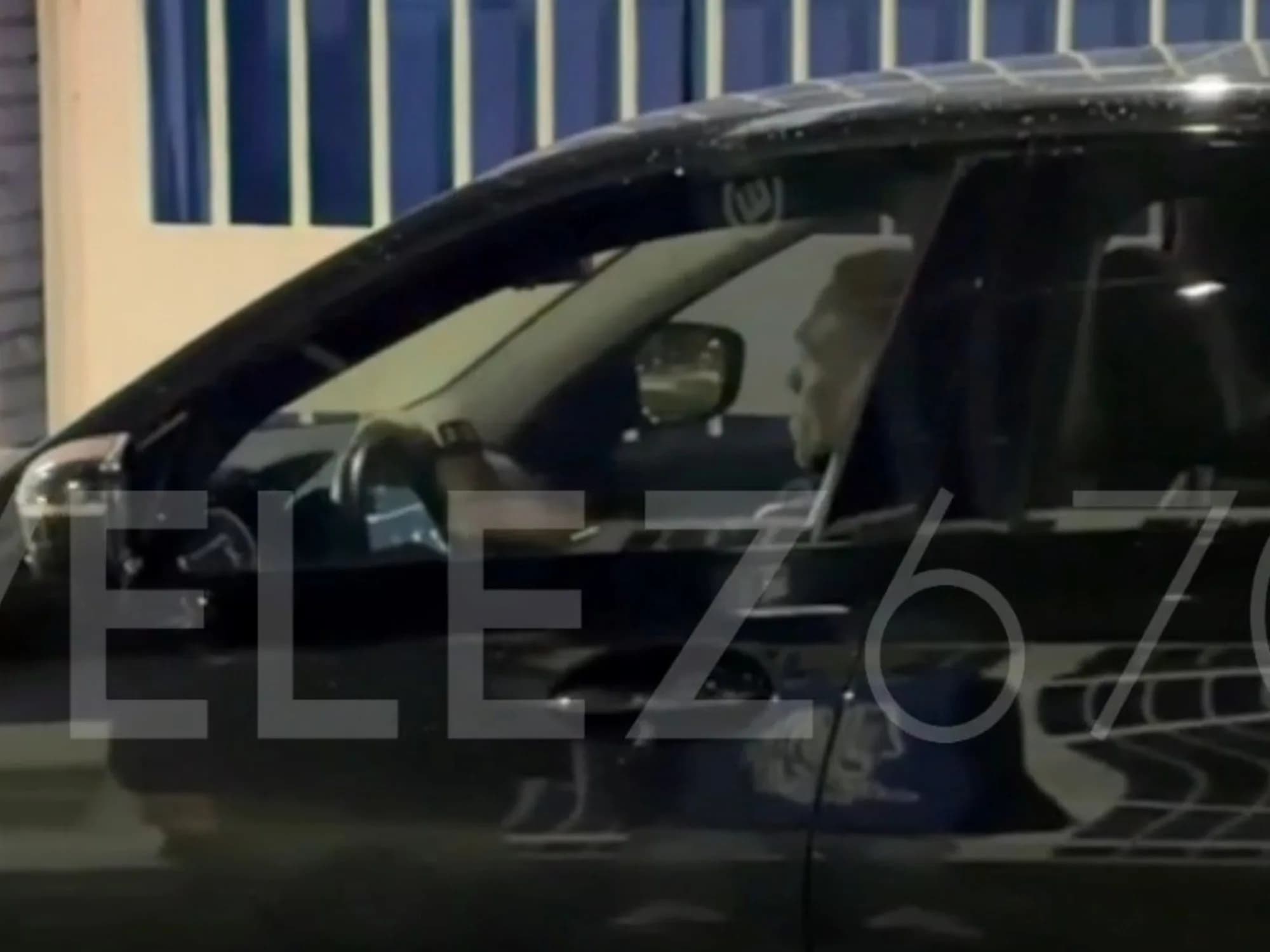 Rebeldía en Vélez ante deudas: los jugadores fueron en autos particulares y sin la ropa del club