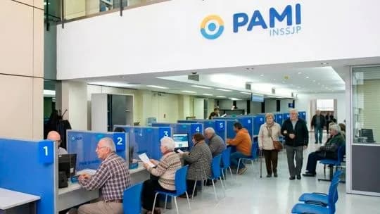Insumos para afiliados de PAMI: las reglas para recibir pañales en casas particulares y residencias
