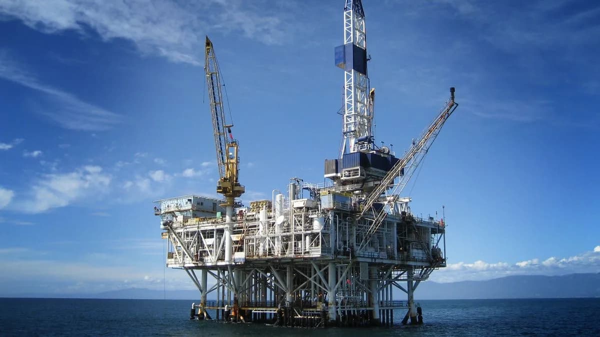 En medio de la tensión, el gobierno británico extendió las licencias a petroleras que operan en Malvinas