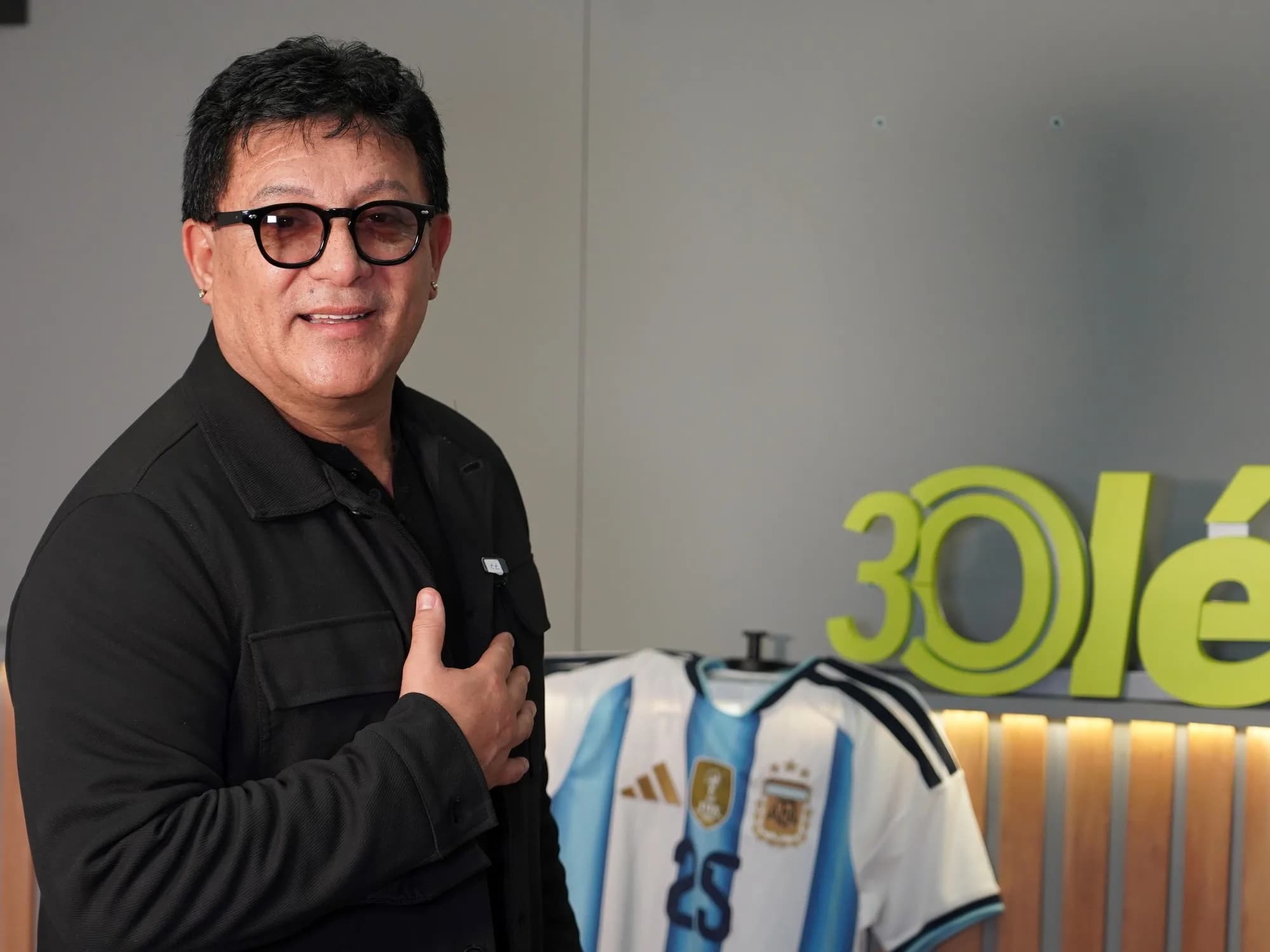 Sergio Torres con Olé: el fanatismo de Messi por su música, el vínculo con Maradona y el sueño de estar en la despedida del Diez