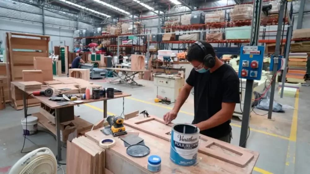 La casta tiene discurso, las pymes tienen la persiana