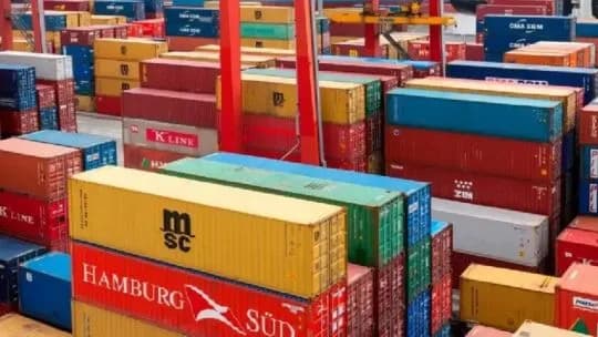 RDEco: economistas analizaron el impacto del tipo de cambio y los costos sobre la industria