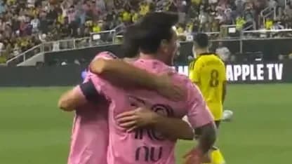 Cada vez más cerca del record: Messi clavó un nuevo golazo de tiro libre - TyC Sports