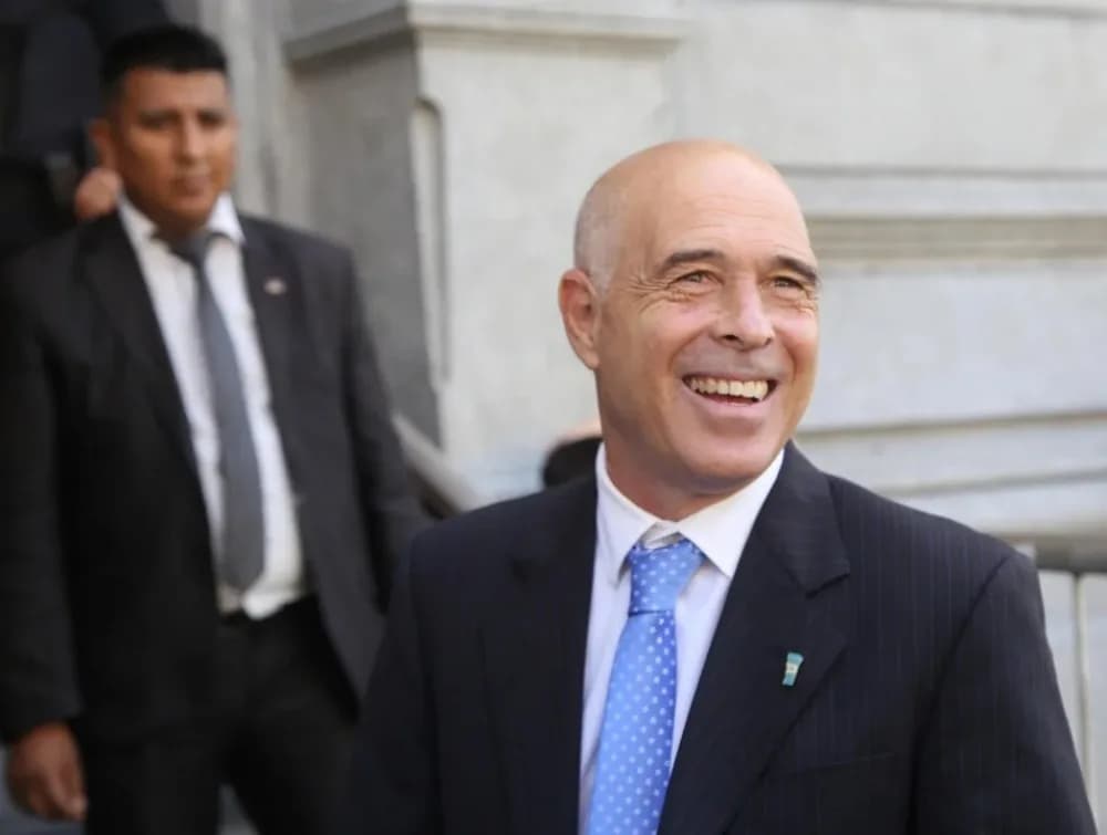 Por los viajes de Milei y Villarruel, Bartolomé Abdala quedará a cargo del Ejecutivo