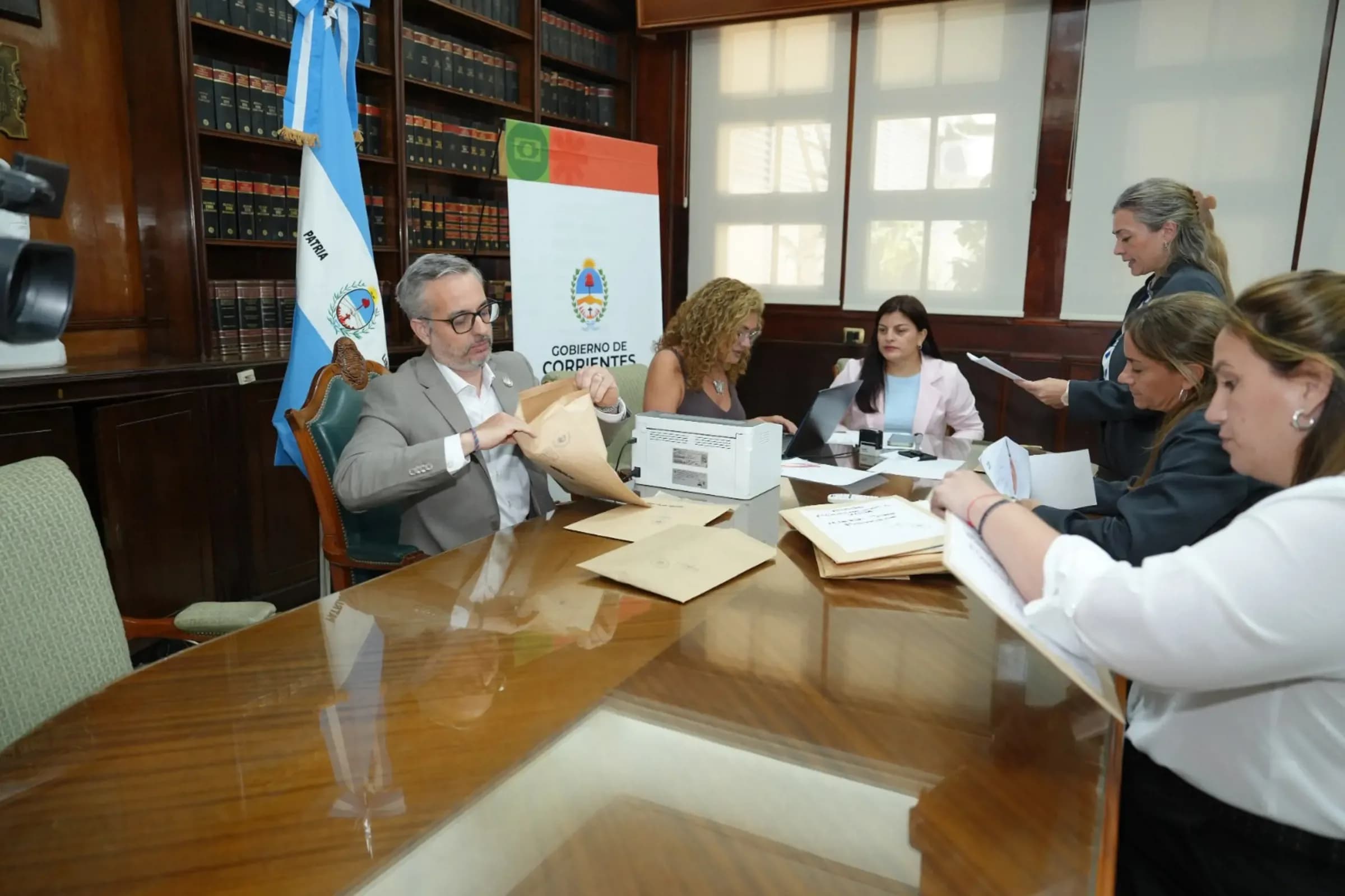 Portada de video: FODIN: Más de 40 postulaciones respondieron al primer llamado 2026