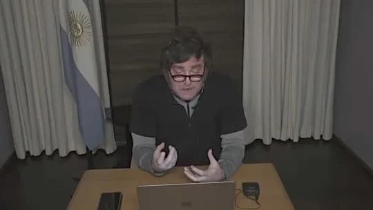 Milei atribuyó la demora en bajar la inflación a “actos terroristas en la calle”