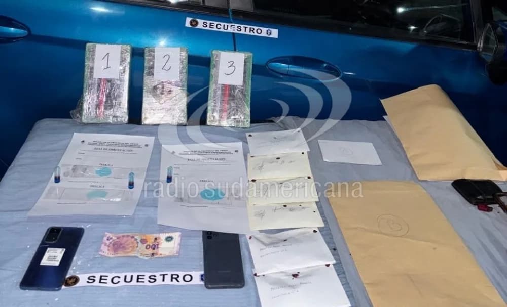 En Chaco, detuvieron a dos jóvenes con más de tres kilos de cocaína