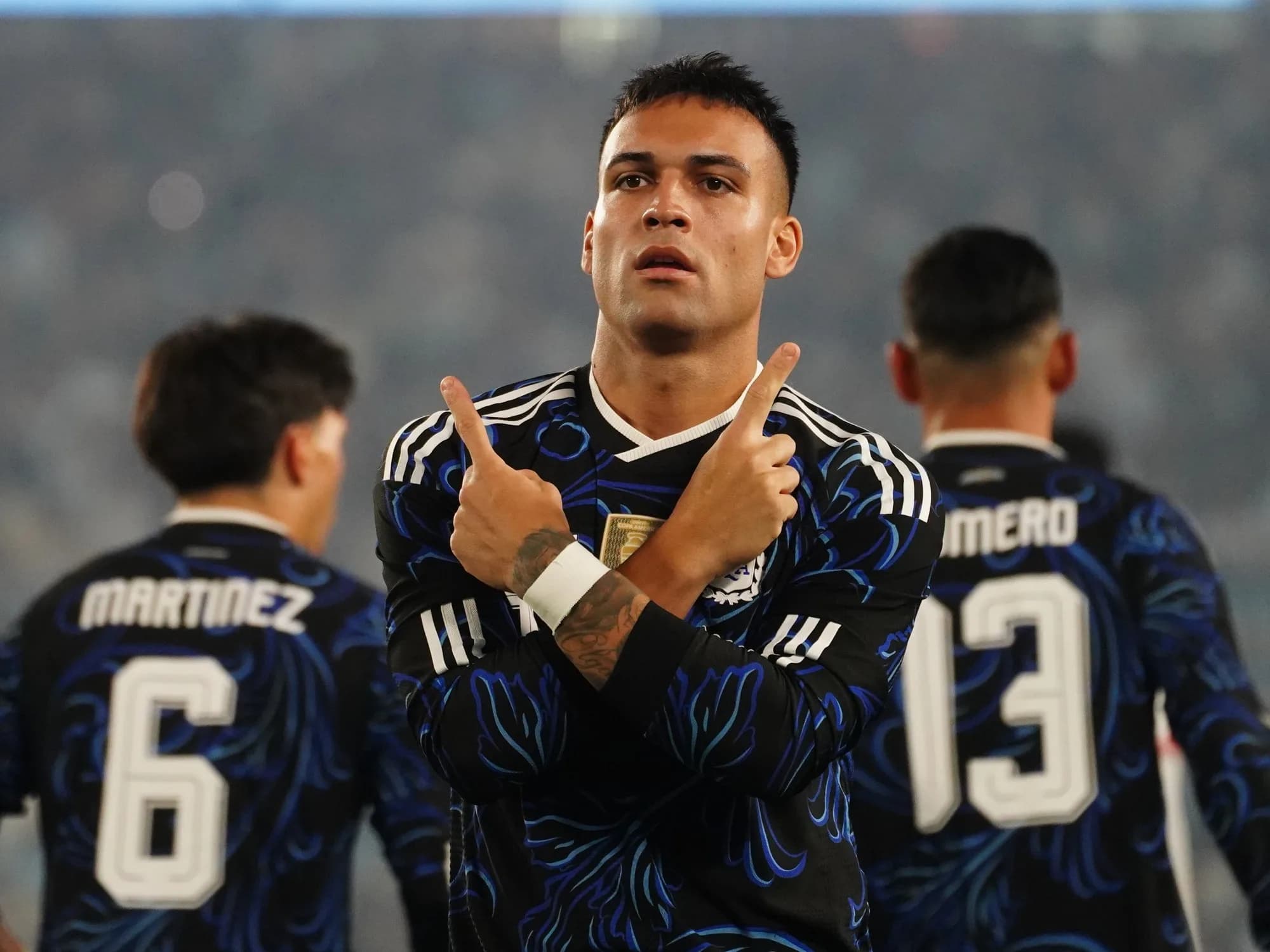 Lautaro, gol y récord: se convirtió en el tercer máximo goleador en la historia de la Selección