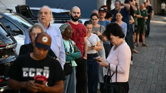 Elecciones en Brasil EN VIVO: comenzó la votación y Lula y Flávio Bolsonaro se disputan la Presidencia