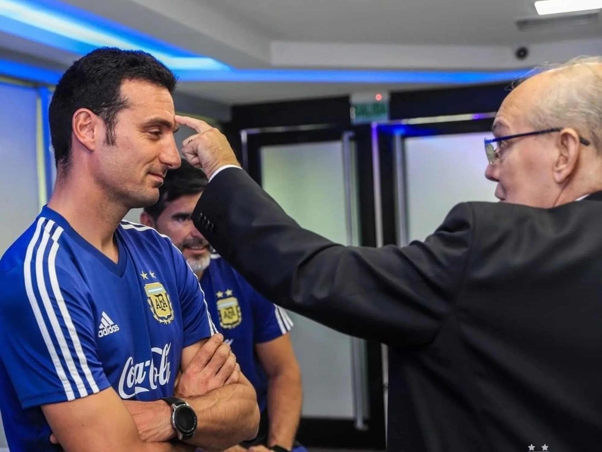 Lionel Scaloni reveló que mantuvo una charla con la mujer de Sabella sobre su continuidad