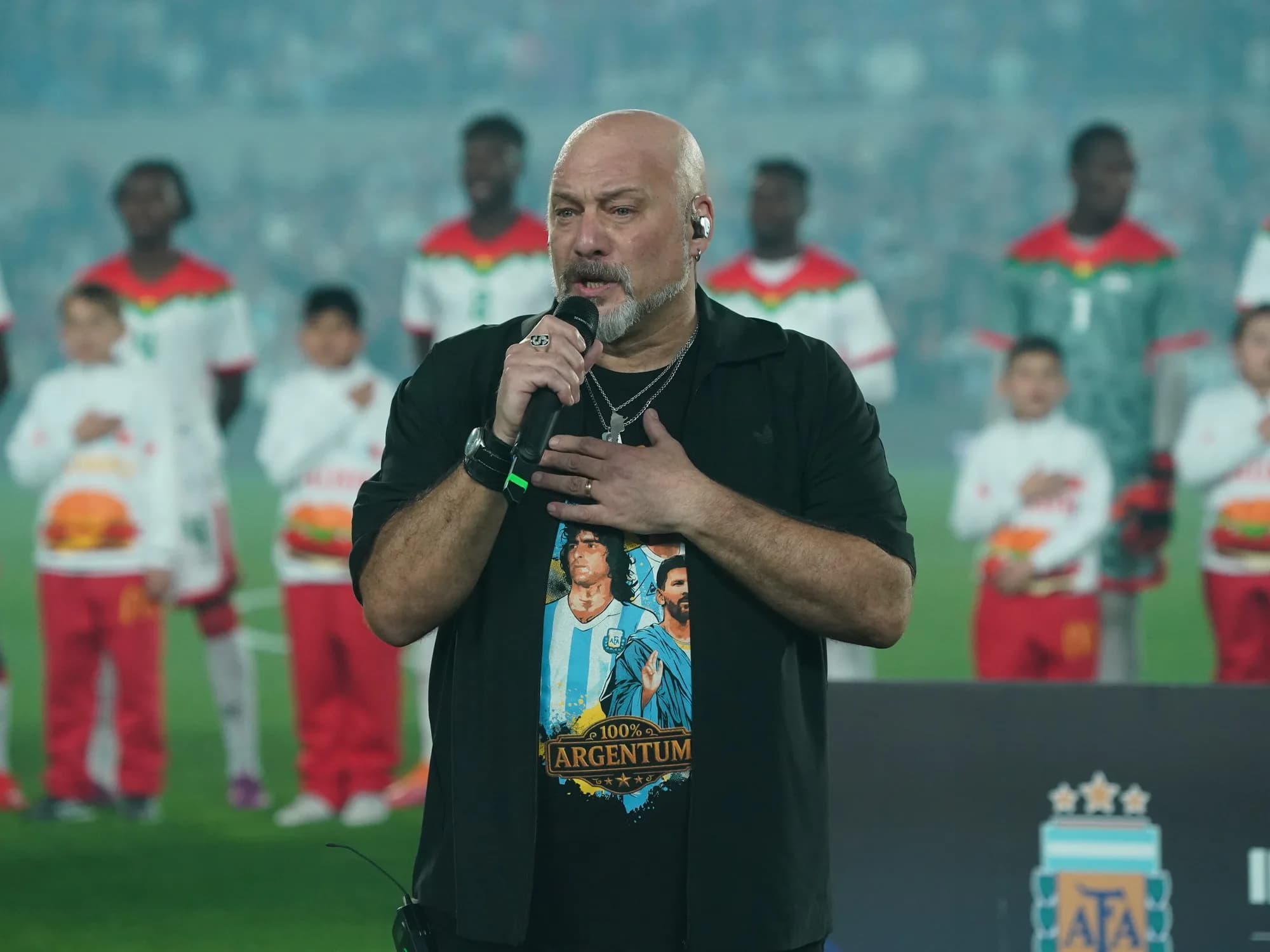 Del show de Lali a cantar el himno para la Selección ante Burkina Faso: la semana inolvidable del tanguero Cucuza Castiello