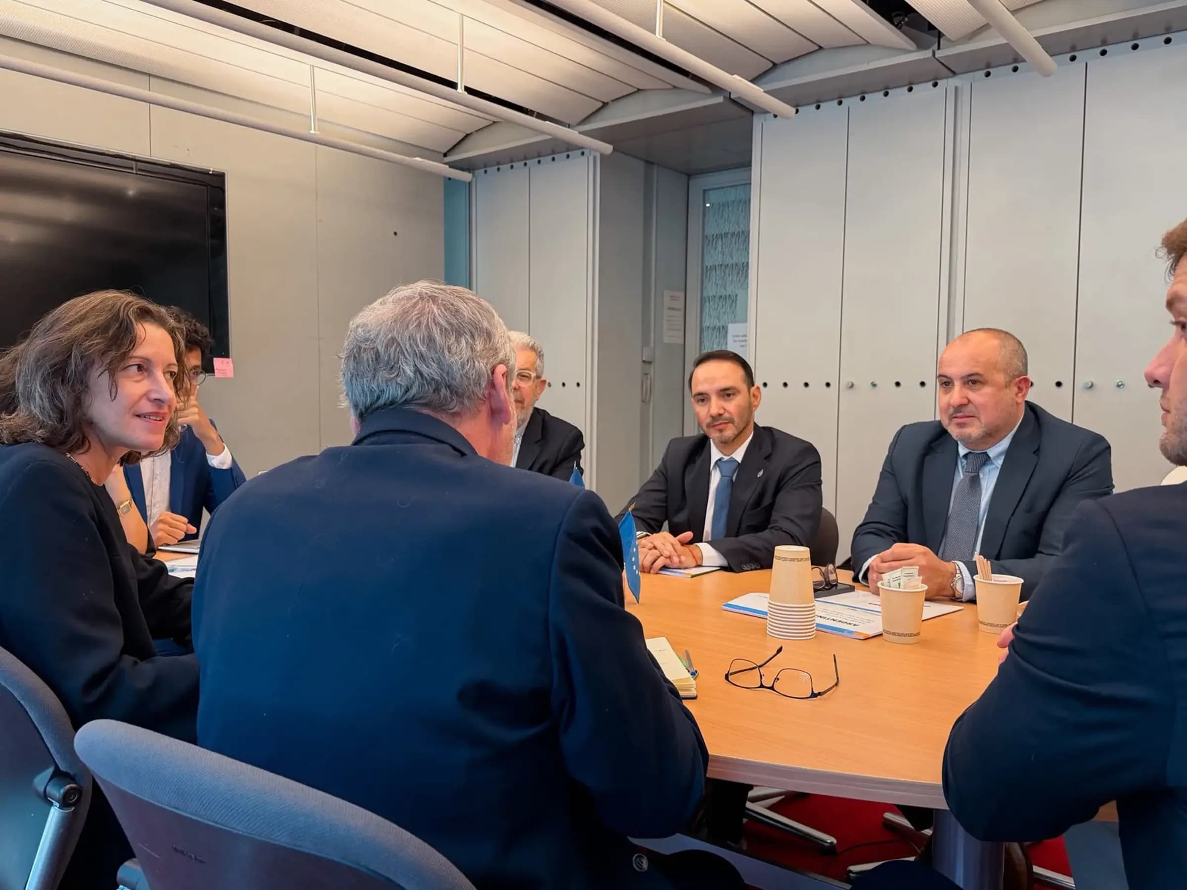 Valdés presentó en París la estrategia de Corrientes para industrializar su producción y atraer nuevas inversiones