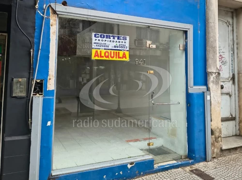 Portada de video: Ya no es lo que era: Peatonal Junín entre locales vacíos y carteles de alquiler