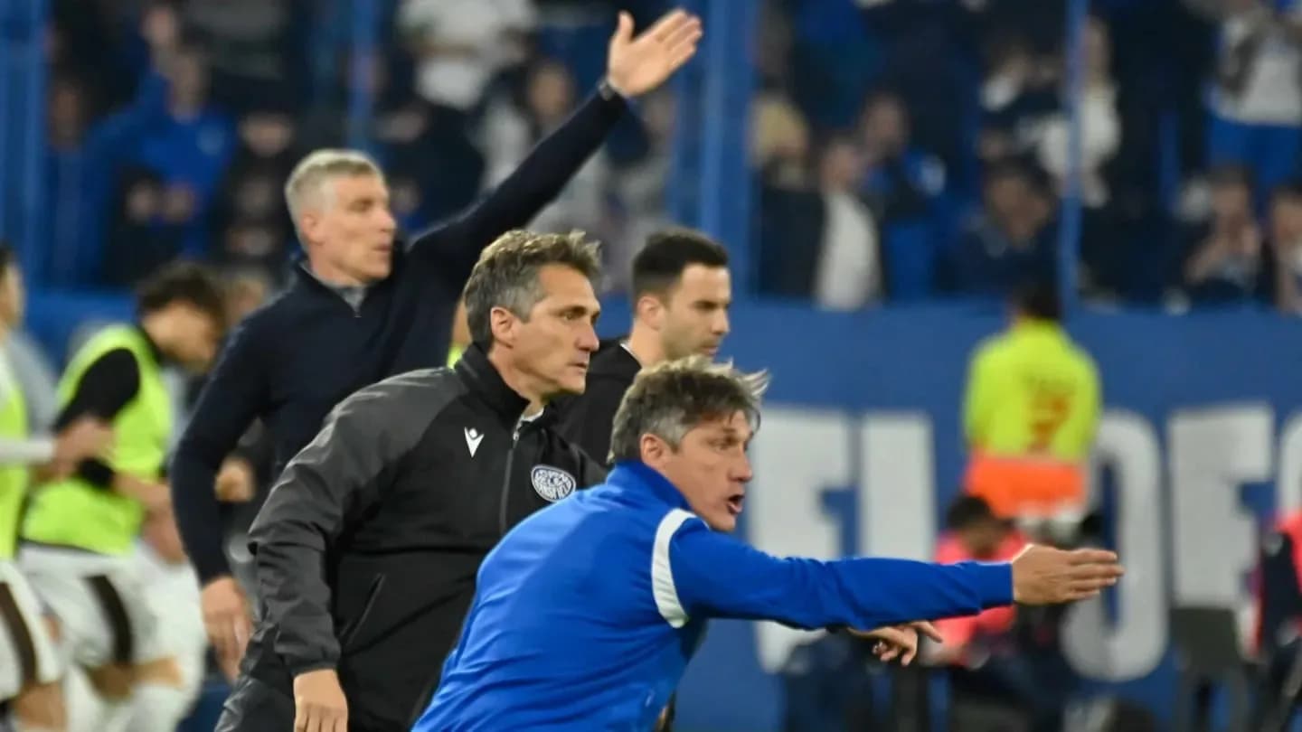 "¡Está afuera!": la reacción de Guillermo Barros Schelotto con Martín Palermo en el penal que protestó todo Vélez - TyC Sports