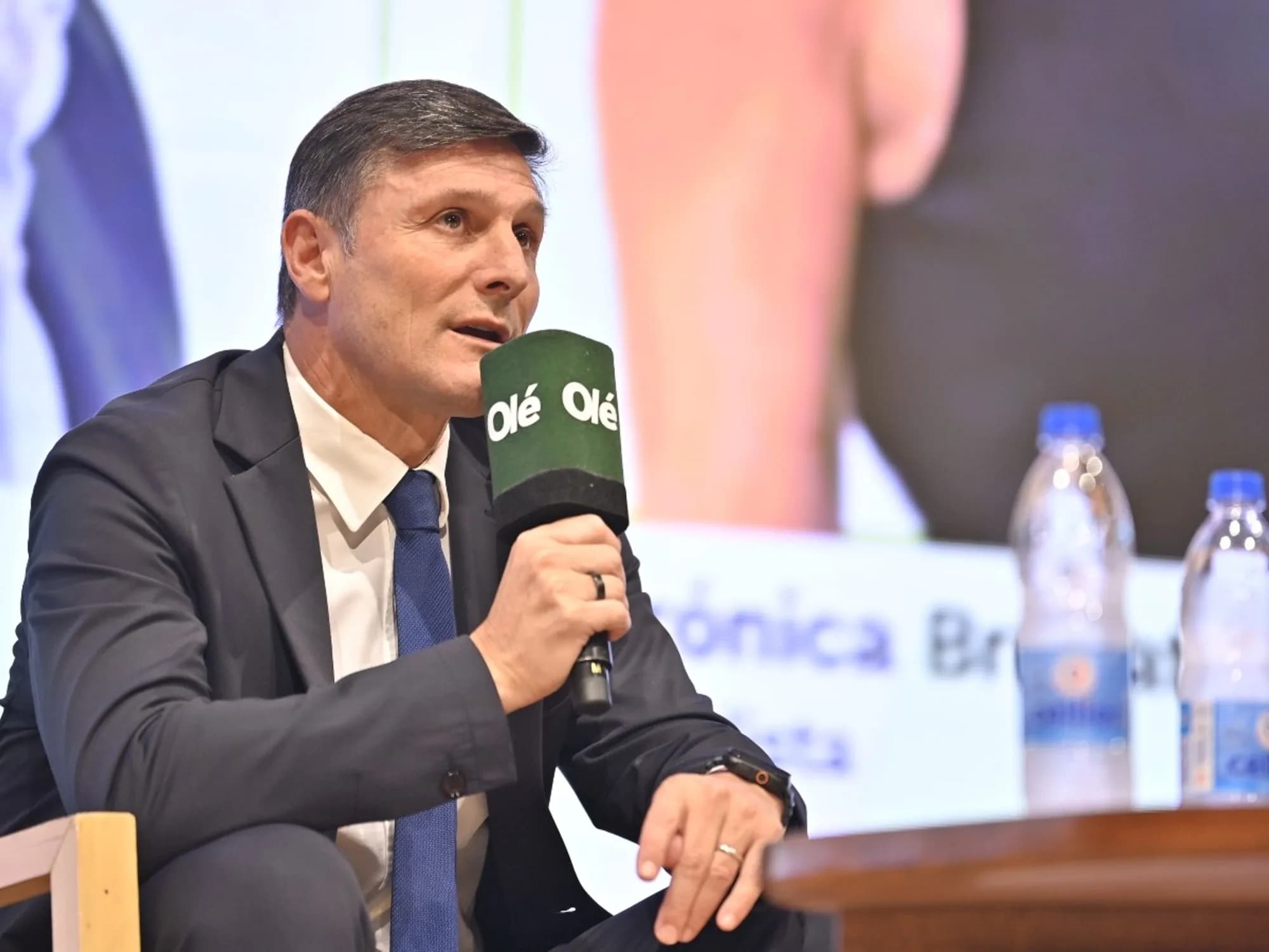 Zanetti, la emoción por la despedida de Messi y una reflexión: "No más comparaciones con Diego"