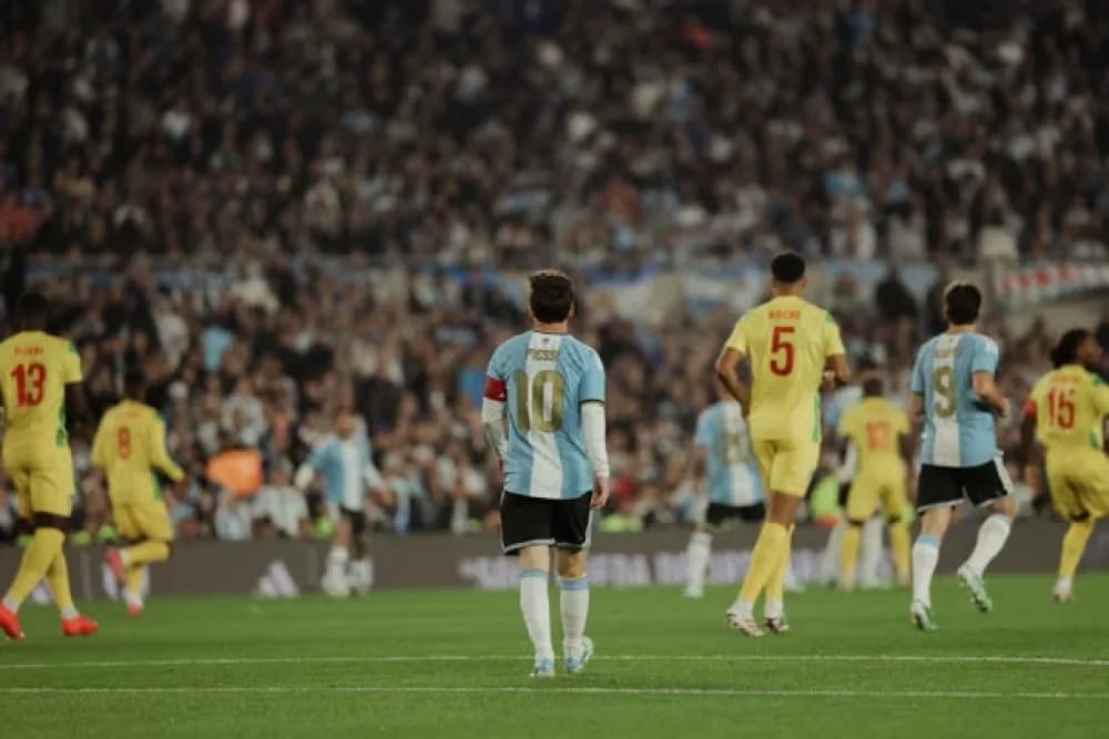 El emotivo minuto 10 en la despedida de Lionel Messi: ovación y lágrimas