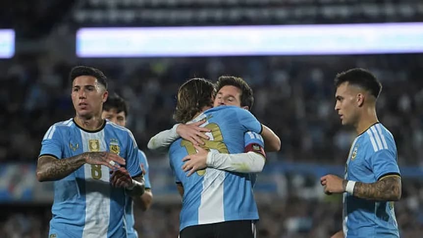 Del 10 ¿al próximo 10? El golazo de Nico Paz ante Benín - TyC Sports