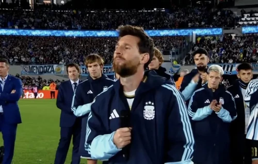 La emoción de Lionel Messi en su despedida de la Selección: Fue un orgullo muy grande defender esta camiseta por más de 20 años