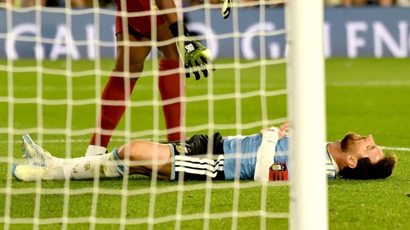 Quién es Marcel Dandjinou, el arquero de Benín que le tapó todo a Messi - TyC Sports