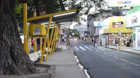 Conflicto en el transporte: la UTA denunció el pago del 50 % de los sueldos y advirtió con un paro en Corrientes