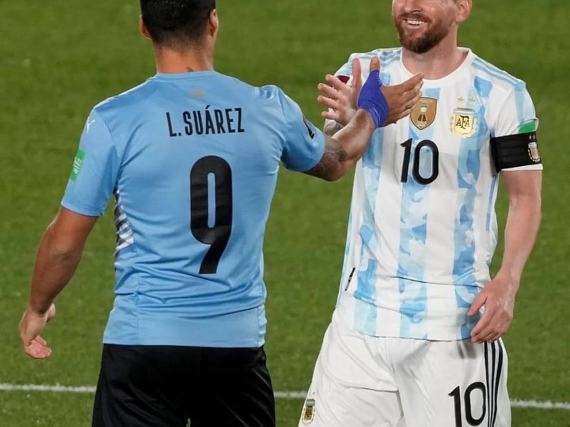 Emocionante mensaje de Luis Suárez para Lionel Messi en su despedida de la Selección: "Nos enseñaste que si uno quiere cumplir sueños, se pueden cumplir"
