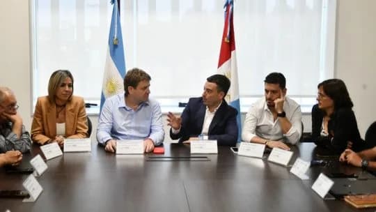 De Loredo pone a Ferrero al frente del bloque UCR y refuerza el perfil halcón rumbo a 2027