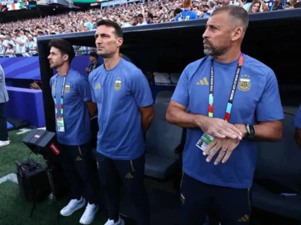 El plan de Lionel Scaloni para mantener a su cuerpo técnico en la Selección Argentina de cara a 2030