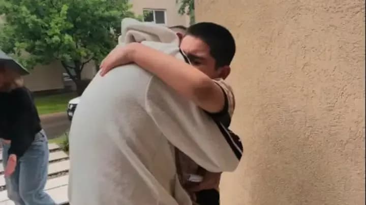 Callejero Fino salió de la cárcel y se reencontró con su familia: "Perdón"