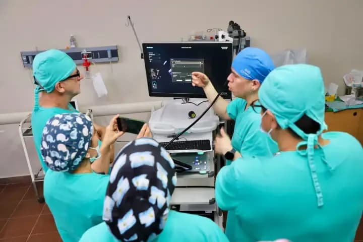 El Hospital Juan Pablo II sumó equipamiento para gastroenterología y hepatología infantil