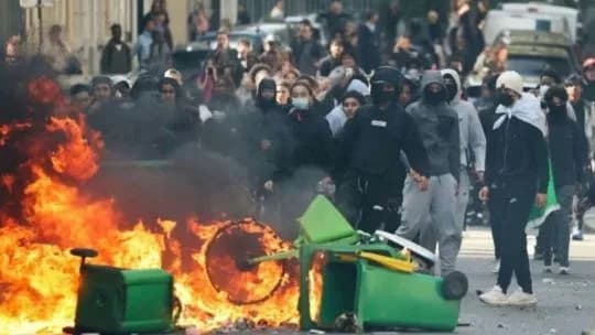RDC: 450.000 personas marcharon en Francia y la protesta estudiantil suma el apoyo de sindicatos y organizaciones